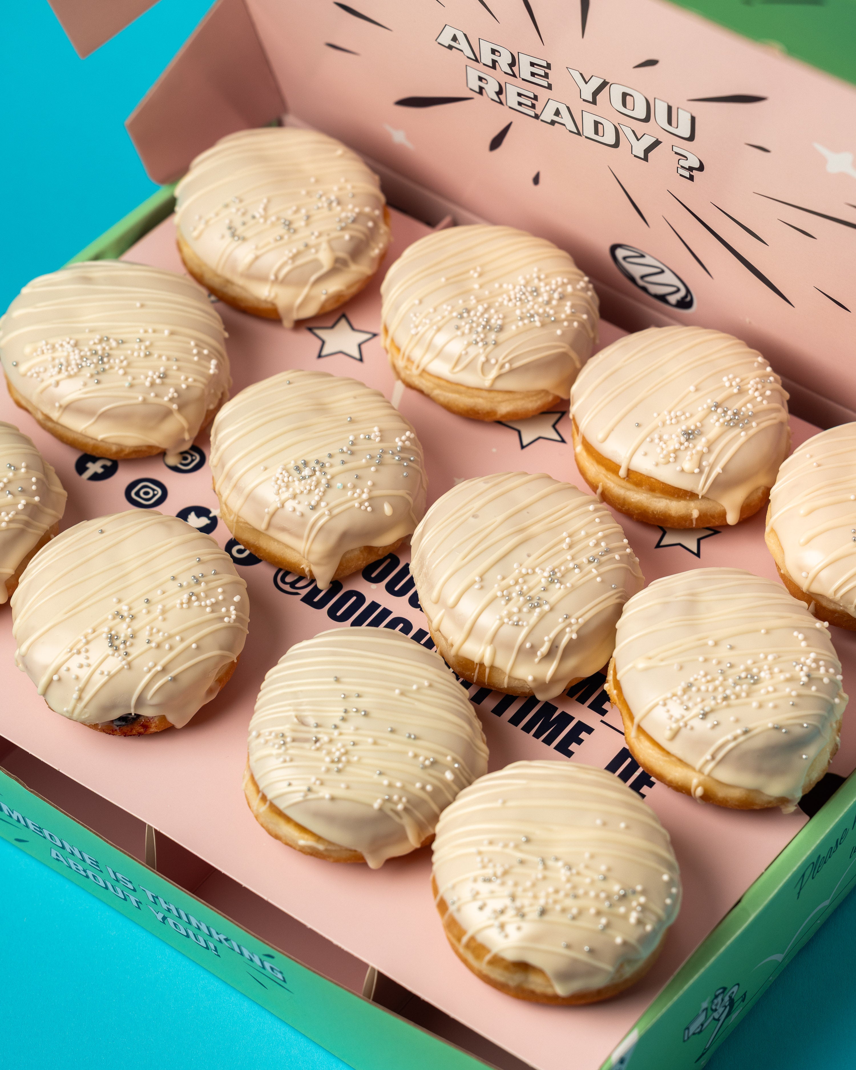 Halloween Office Box XL - 60 mini donuts con logotipo (VG)