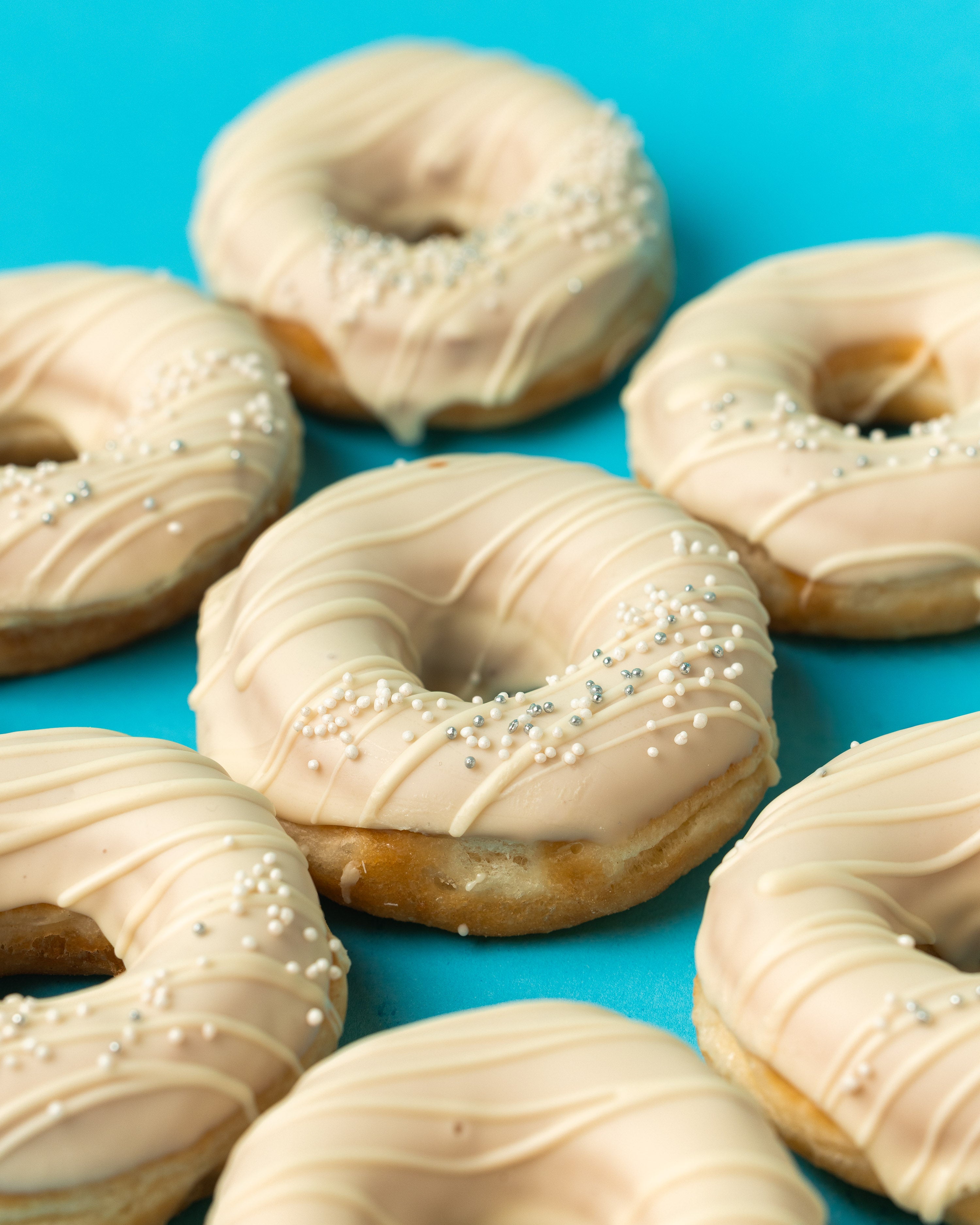 Halloween Office Box XL - 60 mini donuts con logotipo (VG)