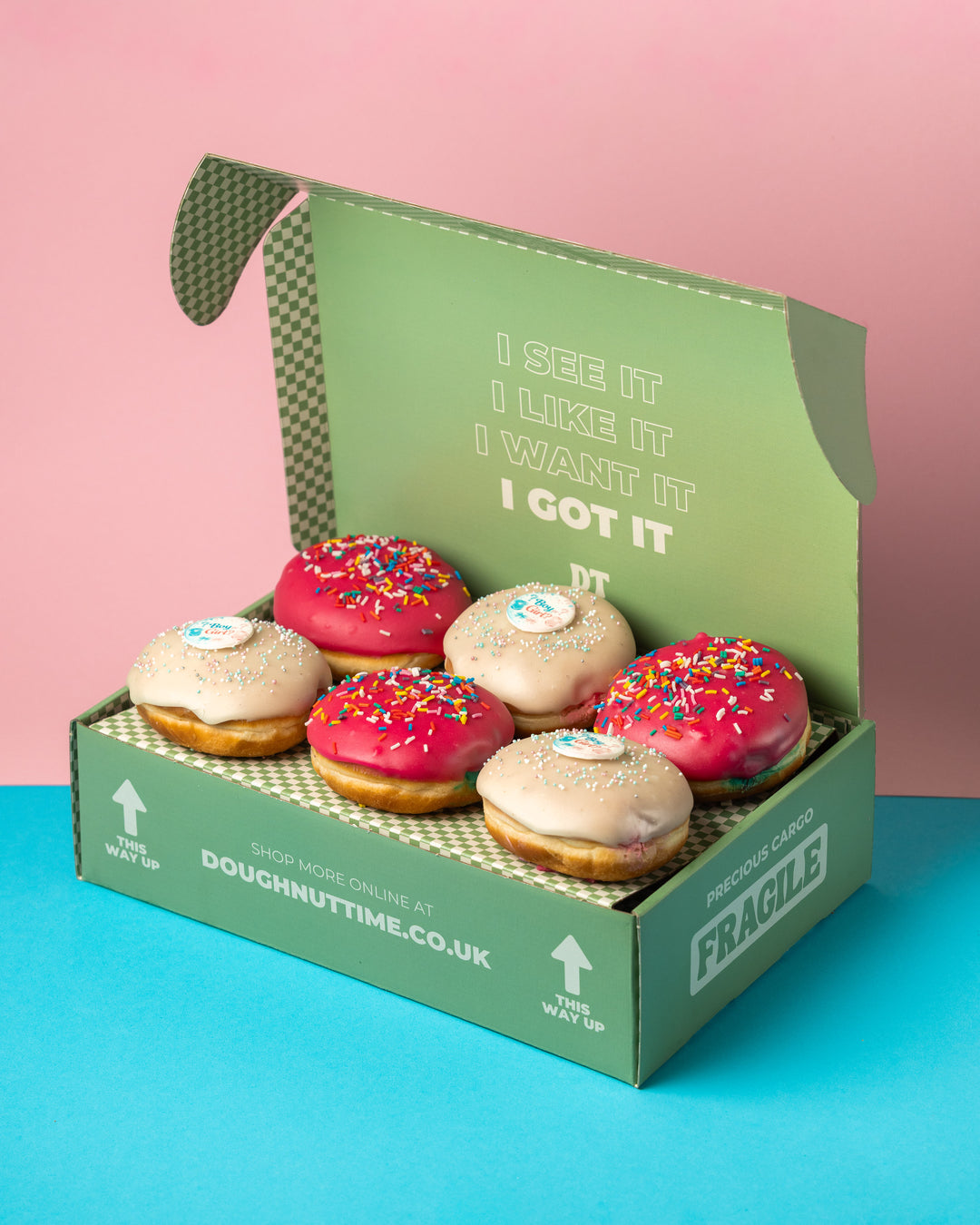 Confezione regalo di ciambelle per la rivelazione del sesso (vegan)