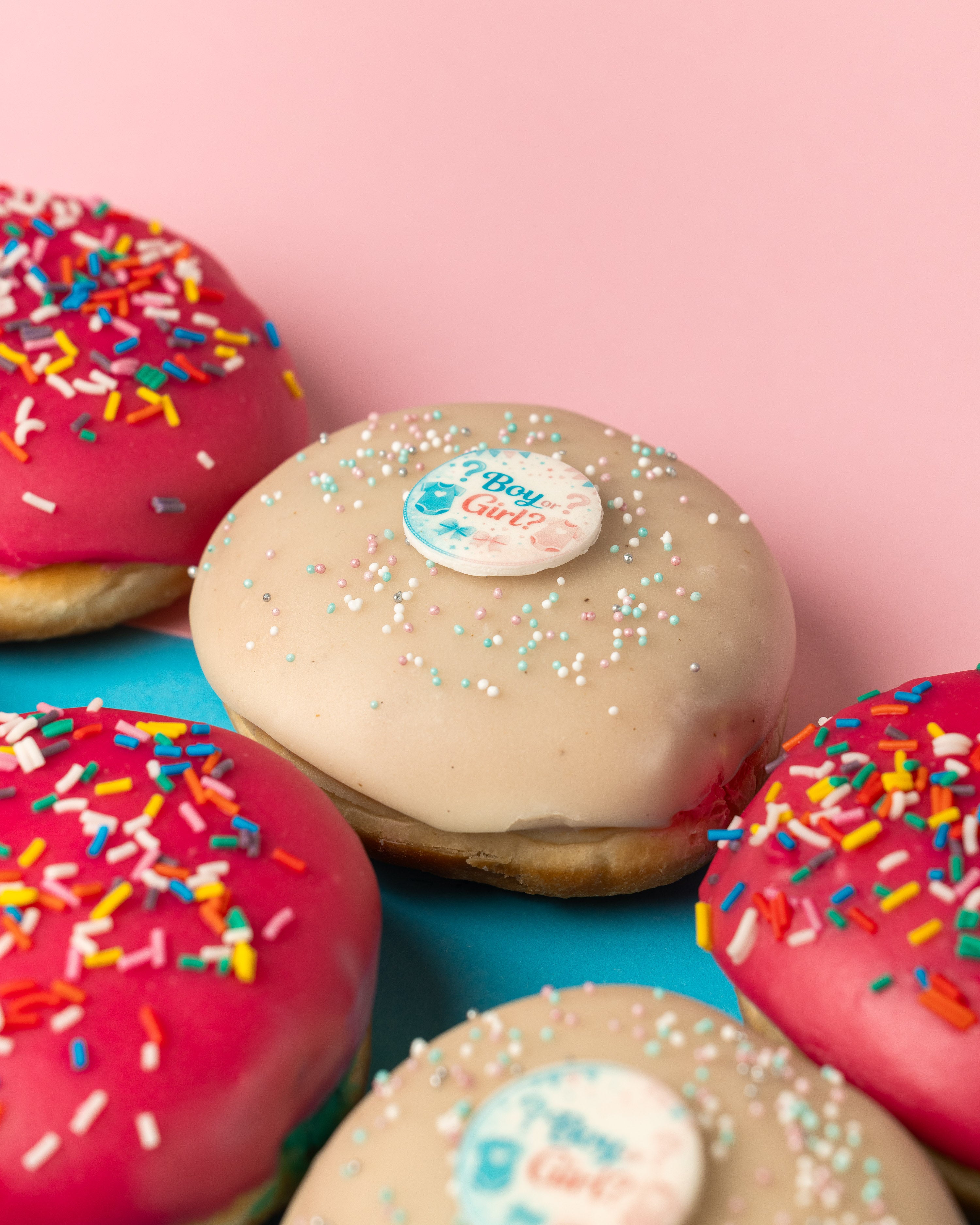 Gender Reveal Donut boîte cadeau (vegan)