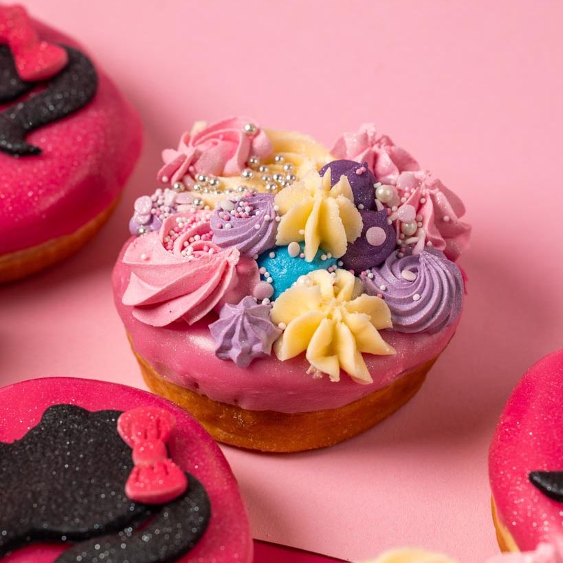 "Barbie Girl" vegan doughnut gift box