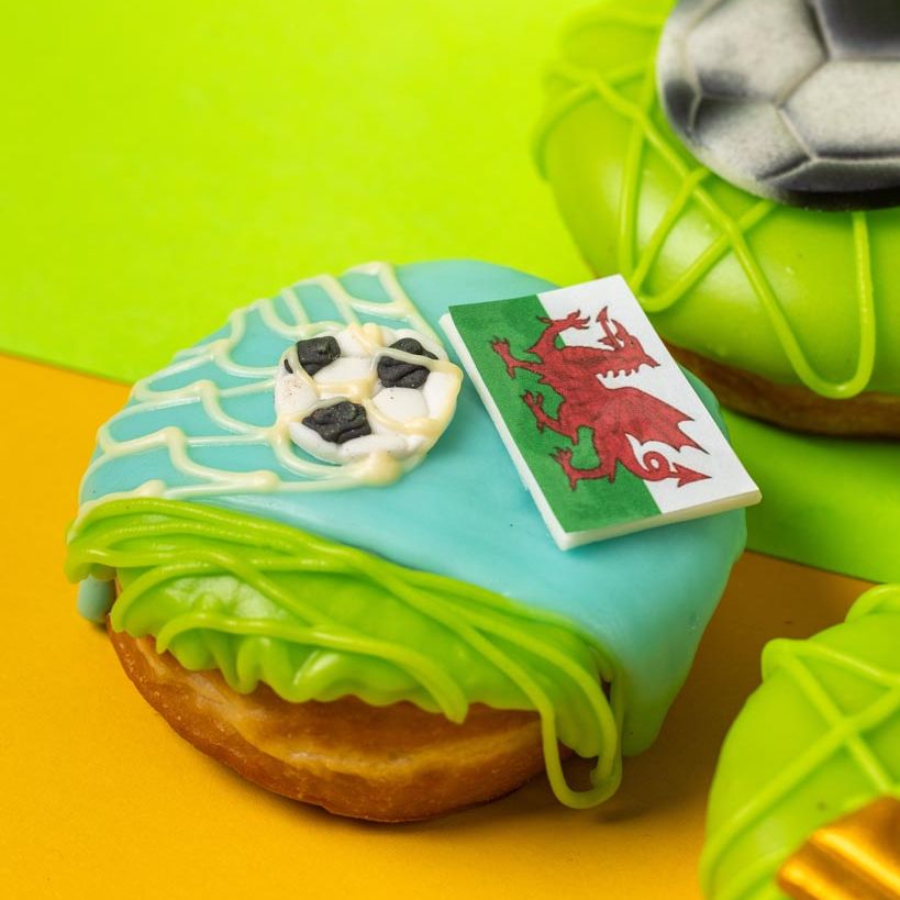 "Football Special" donut gift box (vegan)